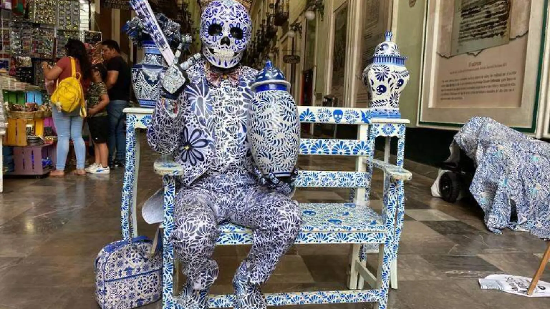 Talaverín, el personaje que ha enamorado a poblanos y turistas